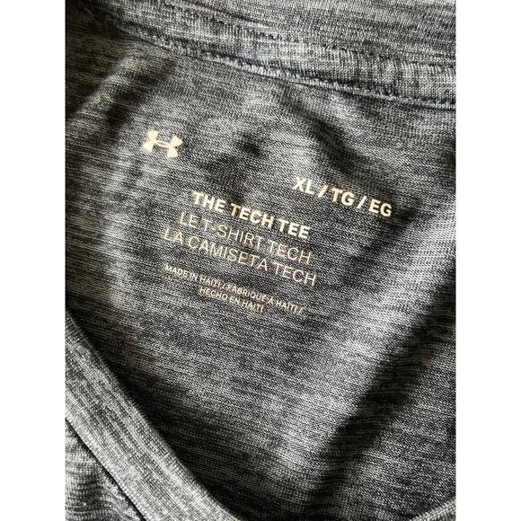 Under Armour Tech Tee XL Gray V-Neck Men’s Moisture Wicking Athletic Shirt - Picture 6 of 7